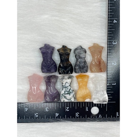 Mini Goddess body carving / sculpture crystal - Picture 6 of 6